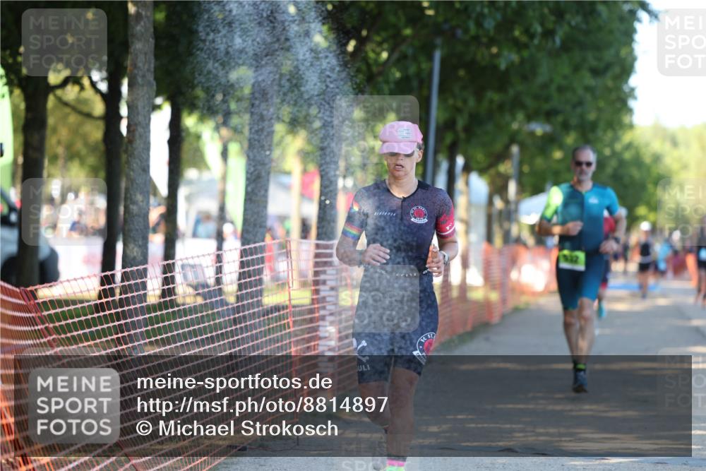 07.09.2025 - 19. Norderstedt Triathlon Michael Strokosch http://msf.ph/oto/8814897 07.09.2025 16:29:02 Laufen 405, 502, 532, 887, 942, 1054, 1473, 1509, 1582 meine-sportfotos.de