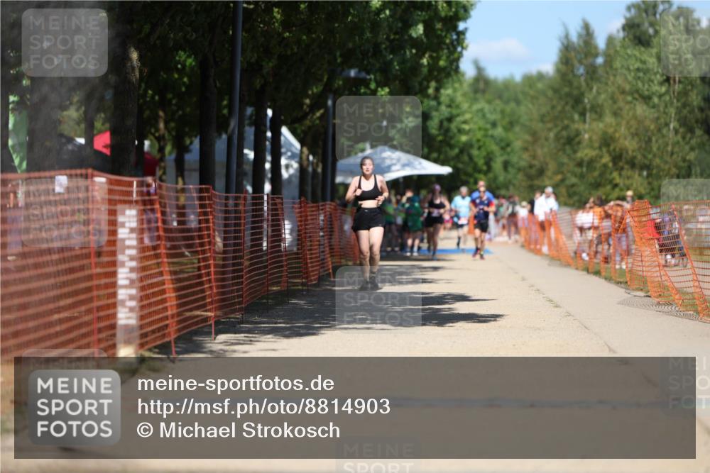 07.09.2025 - 19. Norderstedt Triathlon Michael Strokosch http://msf.ph/oto/8814903 07.09.2025 13:35:32 Laufen 331 meine-sportfotos.de