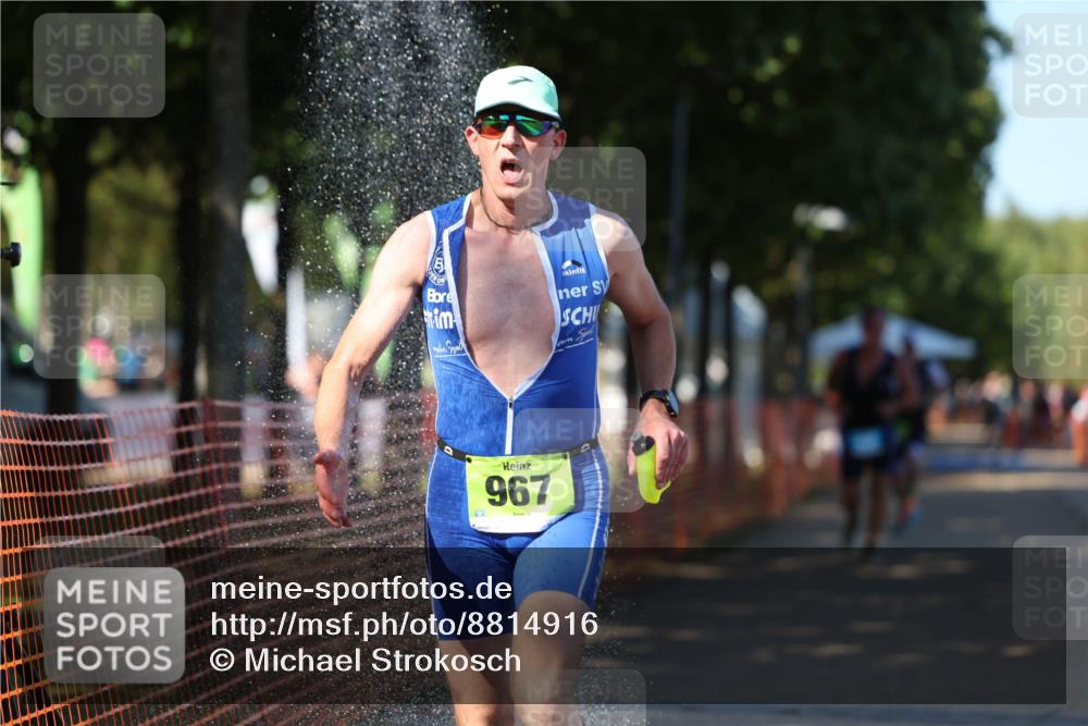 07.09.2025 - 19. Norderstedt Triathlon Michael Strokosch http://msf.ph/oto/8814916 07.09.2025 15:31:25 Laufen 400, 967 meine-sportfotos.de