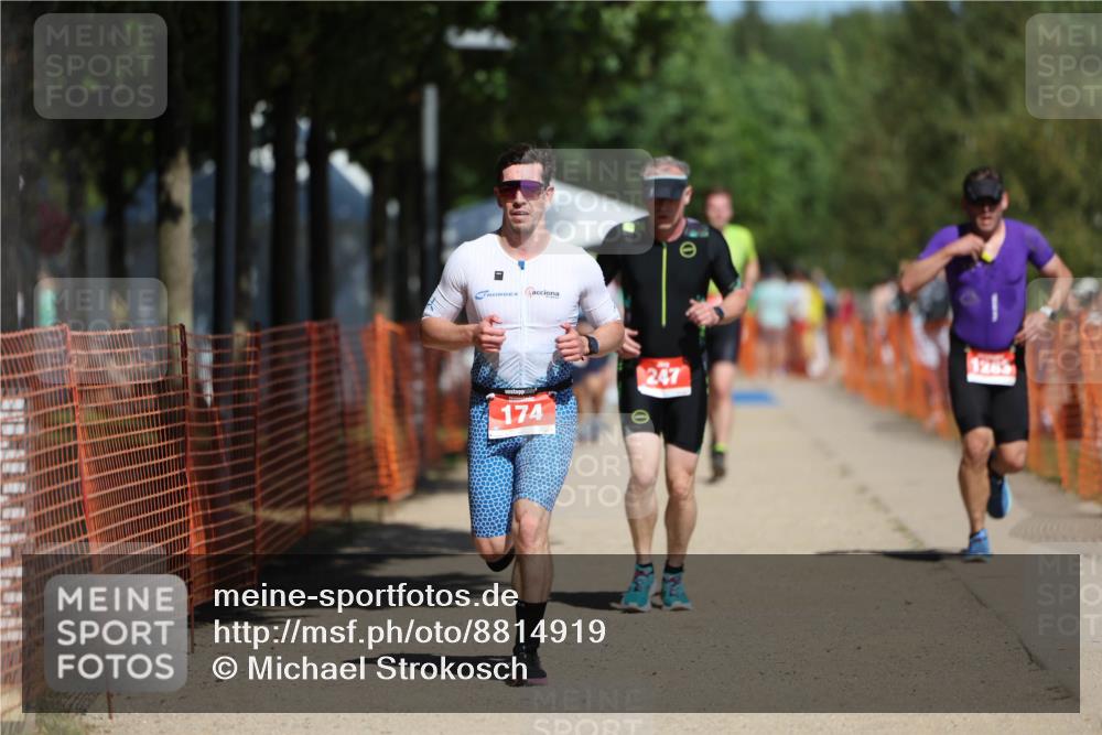 07.09.2025 - 19. Norderstedt Triathlon Michael Strokosch http://msf.ph/oto/8814919 07.09.2025 12:55:40 Laufen 174, 247, 811, 1283 meine-sportfotos.de