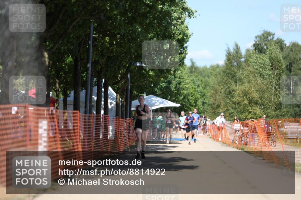 07.09.2025 - 19. Norderstedt Triathlon Michael Strokosch http://msf.ph/oto/8814922 07.09.2025 13:35:33 Laufen 324 meine-sportfotos.de