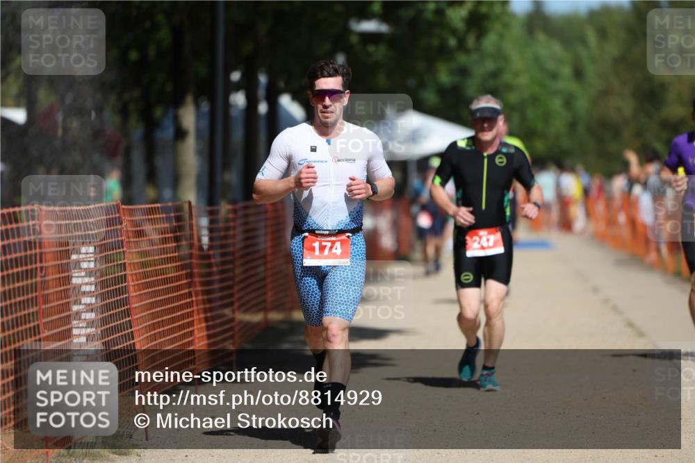 07.09.2025 - 19. Norderstedt Triathlon Michael Strokosch http://msf.ph/oto/8814929 07.09.2025 12:55:41 Laufen 174, 247, 811, 1283, 1384 meine-sportfotos.de