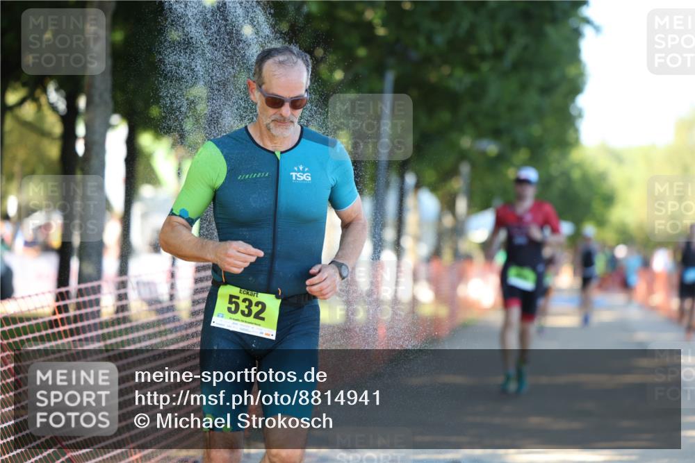 07.09.2025 - 19. Norderstedt Triathlon Michael Strokosch http://msf.ph/oto/8814941 07.09.2025 16:29:06 Laufen 431, 502, 532, 887, 942, 1054, 1509, 1582 meine-sportfotos.de