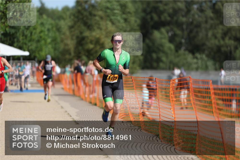 07.09.2025 - 19. Norderstedt Triathlon Michael Strokosch http://msf.ph/oto/8814961 07.09.2025 11:44:38 Laufen 1163, 1173 meine-sportfotos.de