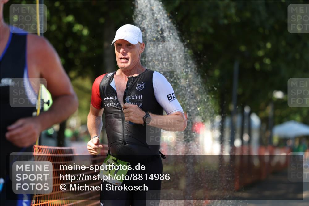 07.09.2025 - 19. Norderstedt Triathlon Michael Strokosch http://msf.ph/oto/8814986 07.09.2025 15:31:33 Laufen 400 meine-sportfotos.de