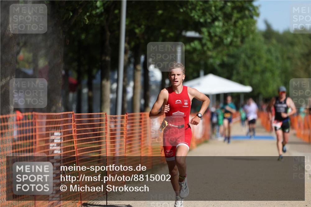 07.09.2025 - 19. Norderstedt Triathlon Michael Strokosch http://msf.ph/oto/8815002 07.09.2025 11:44:40 Laufen 1163, 1173 meine-sportfotos.de
