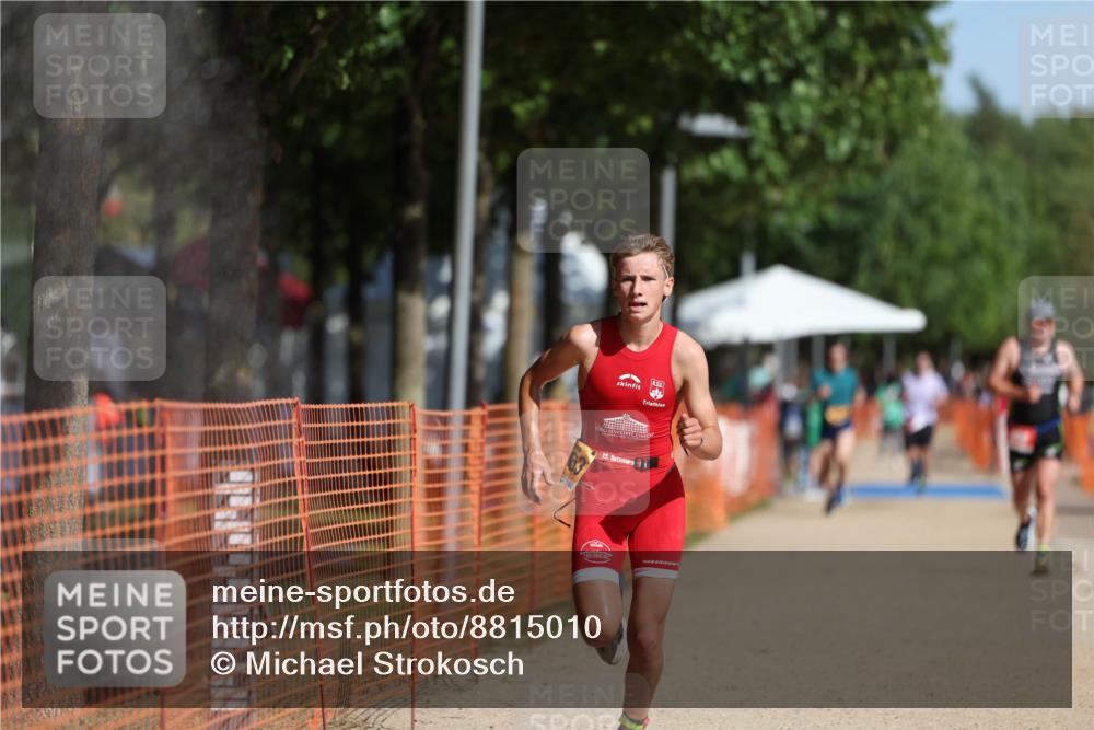 07.09.2025 - 19. Norderstedt Triathlon Michael Strokosch http://msf.ph/oto/8815010 07.09.2025 11:44:41 Laufen 806, 1163, 1173 meine-sportfotos.de