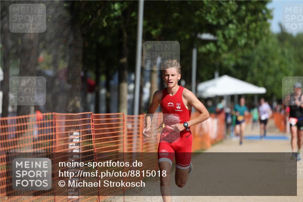 07.09.2025 - 19. Norderstedt Triathlon Michael Strokosch http://msf.ph/oto/8815018 07.09.2025 11:44:41 Laufen 806, 1163, 1173 meine-sportfotos.de