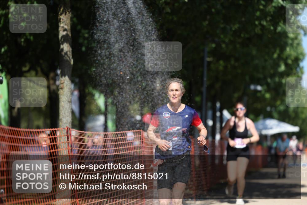 07.09.2025 - 19. Norderstedt Triathlon Michael Strokosch http://msf.ph/oto/8815021 07.09.2025 13:35:48 Laufen 317, 349, 799 meine-sportfotos.de