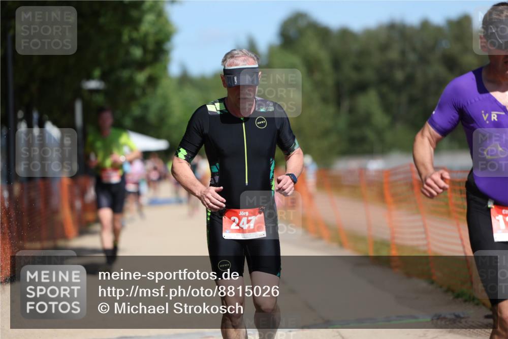 07.09.2025 - 19. Norderstedt Triathlon Michael Strokosch http://msf.ph/oto/8815026 07.09.2025 12:55:45 Laufen 174, 247, 811, 1283, 1384 meine-sportfotos.de