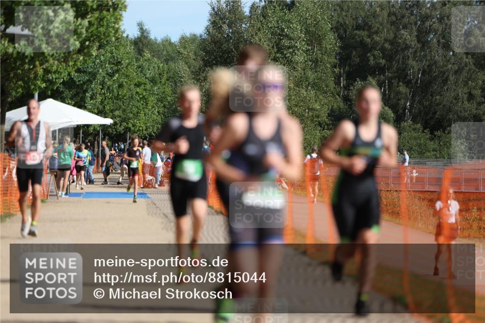 07.09.2025 - 19. Norderstedt Triathlon Michael Strokosch http://msf.ph/oto/8815044 07.09.2025 10:45:56 Laufen 58, 115, 636, 643, 683, 1140 meine-sportfotos.de