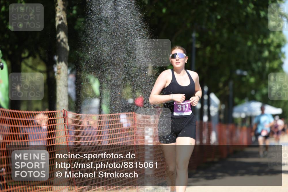 07.09.2025 - 19. Norderstedt Triathlon Michael Strokosch http://msf.ph/oto/8815061 07.09.2025 13:35:51 Laufen 317, 349, 799 meine-sportfotos.de
