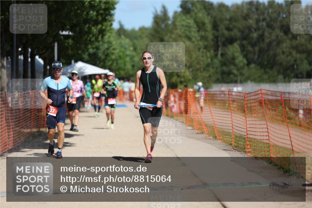 07.09.2025 - 19. Norderstedt Triathlon Michael Strokosch http://msf.ph/oto/8815064 07.09.2025 12:55:54 Laufen 759, 807, 1262 meine-sportfotos.de