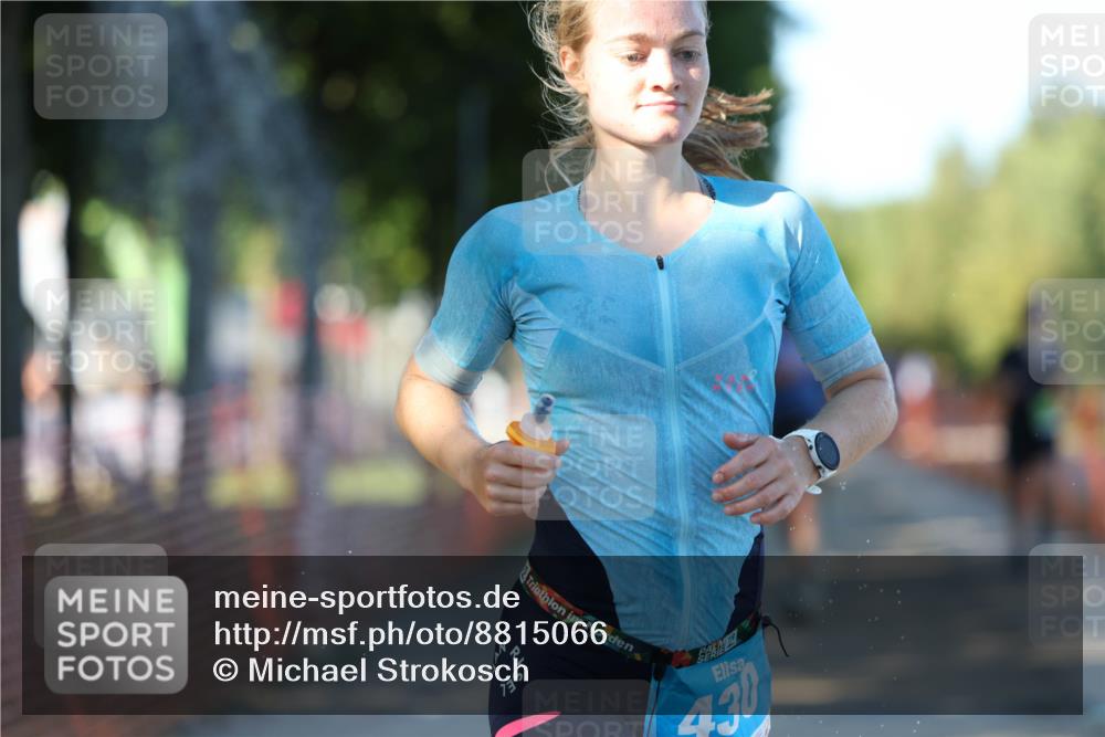 07.09.2025 - 19. Norderstedt Triathlon Michael Strokosch http://msf.ph/oto/8815066 07.09.2025 16:29:25 Laufen 430, 1059, 1076, 1098, 1593 meine-sportfotos.de