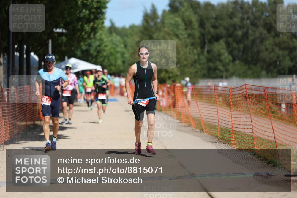 07.09.2025 - 19. Norderstedt Triathlon Michael Strokosch http://msf.ph/oto/8815071 07.09.2025 12:55:54 Laufen 759, 807, 1262 meine-sportfotos.de