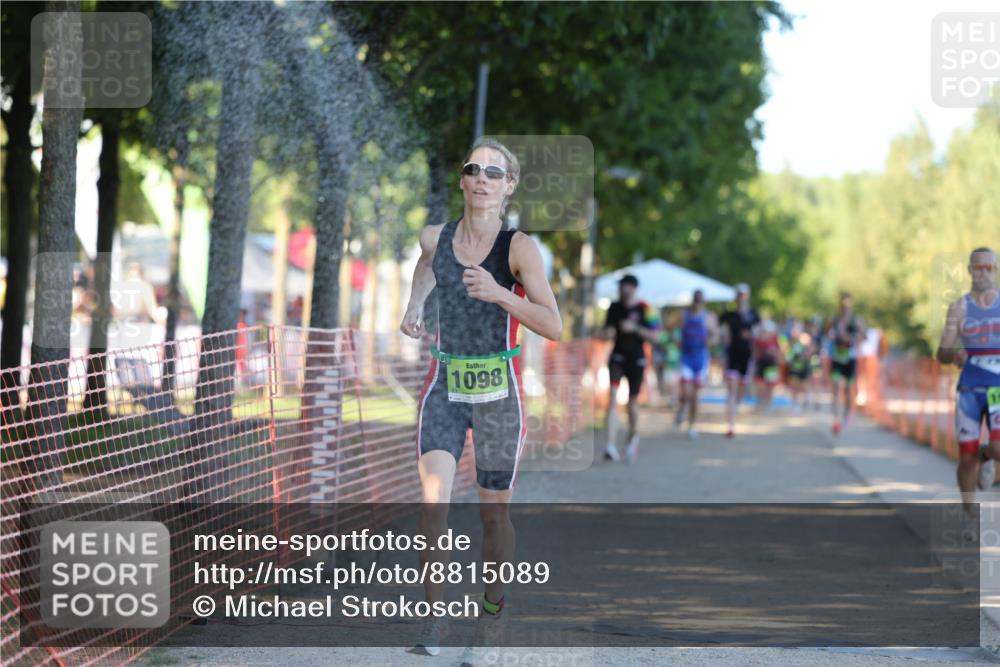 07.09.2025 - 19. Norderstedt Triathlon Michael Strokosch http://msf.ph/oto/8815089 07.09.2025 16:29:31 Laufen 496, 544, 1059, 1076, 1098, 1550, 1593 meine-sportfotos.de