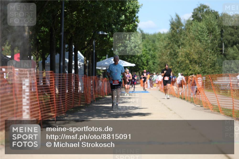 07.09.2025 - 19. Norderstedt Triathlon Michael Strokosch http://msf.ph/oto/8815091 07.09.2025 13:35:55 Laufen 317 meine-sportfotos.de
