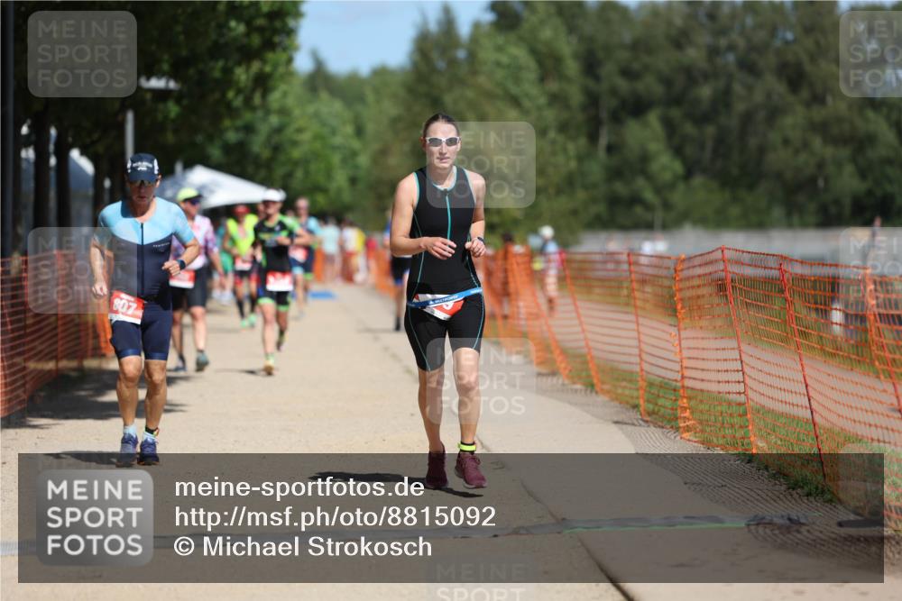 07.09.2025 - 19. Norderstedt Triathlon Michael Strokosch http://msf.ph/oto/8815092 07.09.2025 12:55:55 Laufen 759, 807, 1262 meine-sportfotos.de