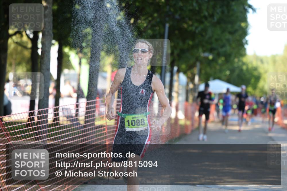07.09.2025 - 19. Norderstedt Triathlon Michael Strokosch http://msf.ph/oto/8815094 07.09.2025 16:29:31 Laufen 496, 544, 1059, 1076, 1098, 1550, 1593 meine-sportfotos.de