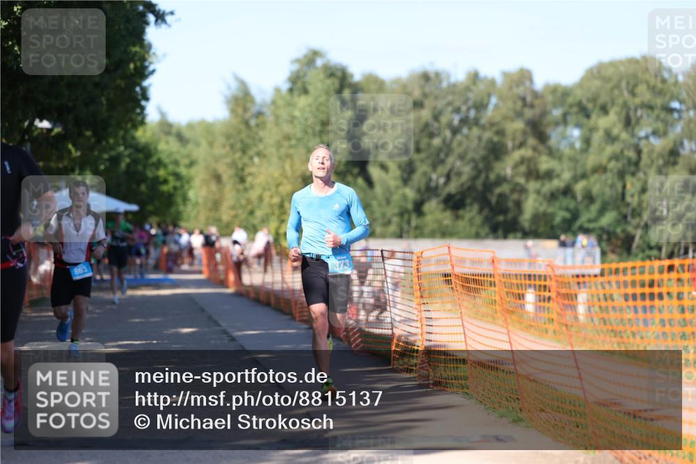 07.09.2025 - 19. Norderstedt Triathlon Michael Strokosch http://msf.ph/oto/8815137 07.09.2025 15:32:15 Laufen 373, 863, 1459 meine-sportfotos.de
