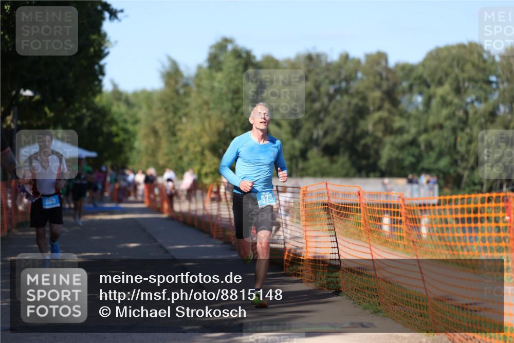 07.09.2025 - 19. Norderstedt Triathlon Michael Strokosch http://msf.ph/oto/8815148 07.09.2025 15:32:16 Laufen 373, 863, 1459 meine-sportfotos.de