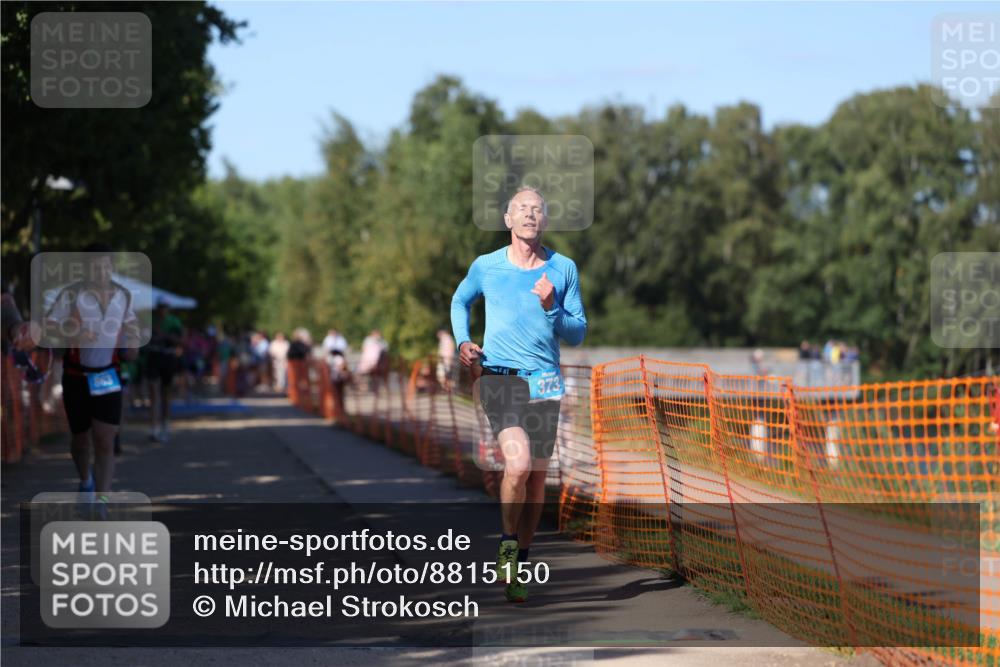 07.09.2025 - 19. Norderstedt Triathlon Michael Strokosch http://msf.ph/oto/8815150 07.09.2025 15:32:16 Laufen 373, 863, 1459 meine-sportfotos.de