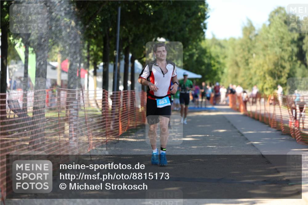 07.09.2025 - 19. Norderstedt Triathlon Michael Strokosch http://msf.ph/oto/8815173 07.09.2025 15:32:18 Laufen 373, 863, 1459, 1491 meine-sportfotos.de