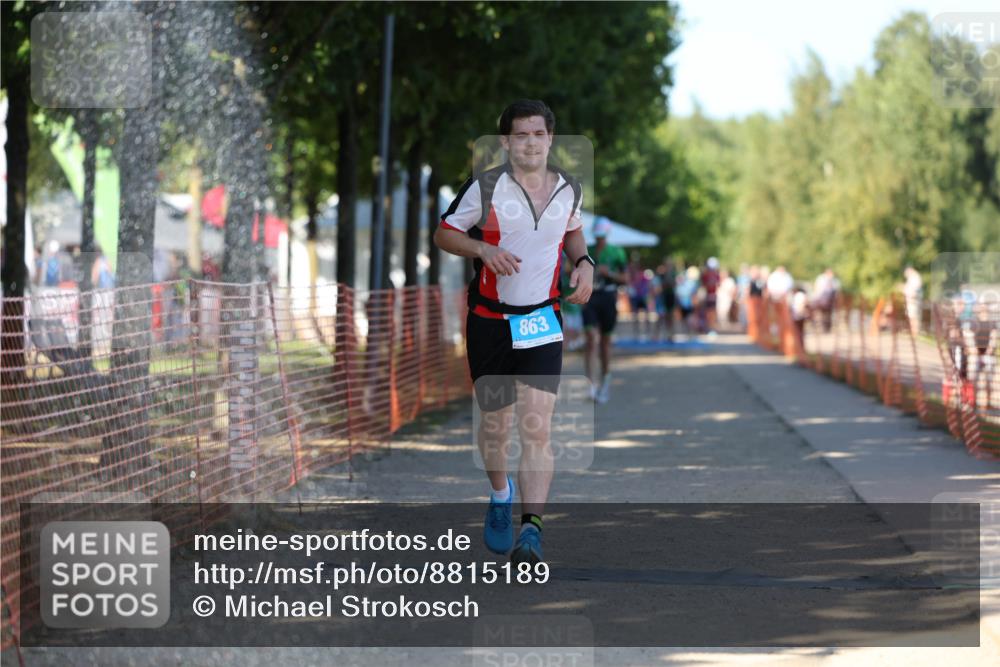07.09.2025 - 19. Norderstedt Triathlon Michael Strokosch http://msf.ph/oto/8815189 07.09.2025 15:32:19 Laufen 373, 863, 1459, 1491 meine-sportfotos.de