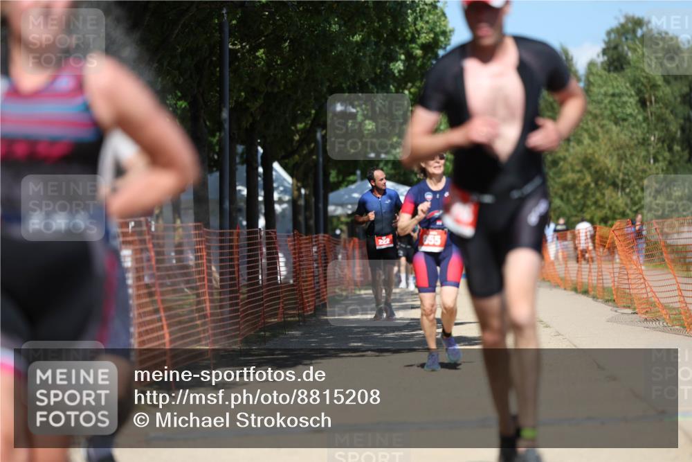 07.09.2025 - 19. Norderstedt Triathlon Michael Strokosch http://msf.ph/oto/8815208 07.09.2025 13:36:14 Laufen 145, 222, 747, 855, 1326 meine-sportfotos.de