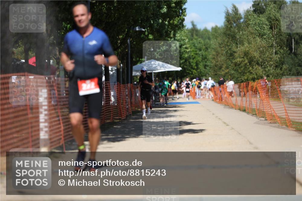 07.09.2025 - 19. Norderstedt Triathlon Michael Strokosch http://msf.ph/oto/8815243 07.09.2025 13:36:20 Laufen 222, 718, 855 meine-sportfotos.de