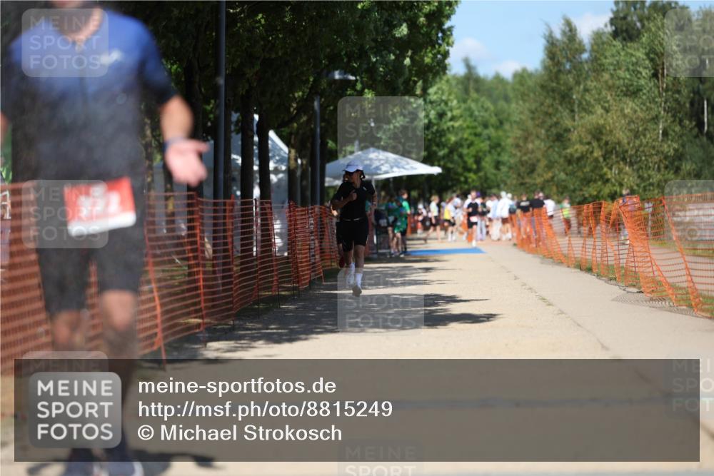 07.09.2025 - 19. Norderstedt Triathlon Michael Strokosch http://msf.ph/oto/8815249 07.09.2025 13:36:21 Laufen 222, 718 meine-sportfotos.de