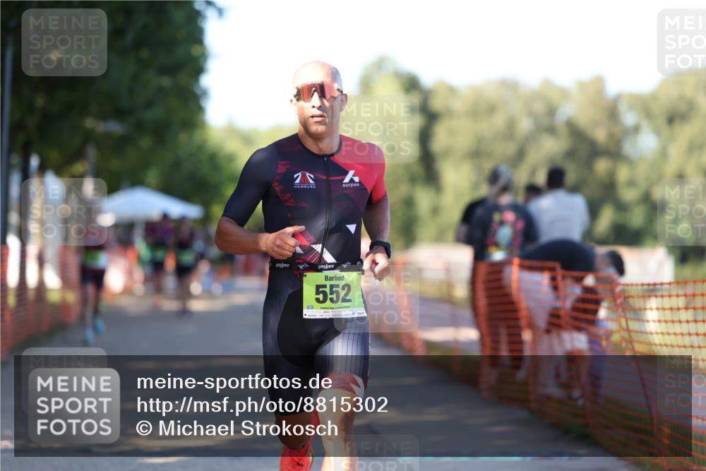 07.09.2025 - 19. Norderstedt Triathlon Michael Strokosch http://msf.ph/oto/8815302 07.09.2025 16:29:59 Laufen 519, 552, 1584 meine-sportfotos.de