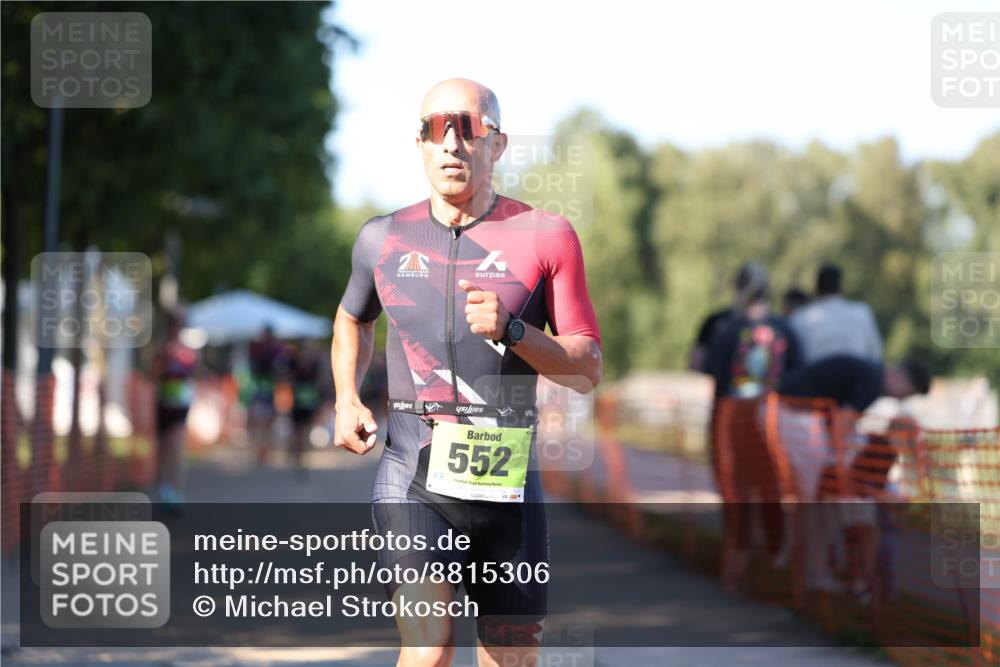 07.09.2025 - 19. Norderstedt Triathlon Michael Strokosch http://msf.ph/oto/8815306 07.09.2025 16:29:59 Laufen 519, 552, 1584 meine-sportfotos.de