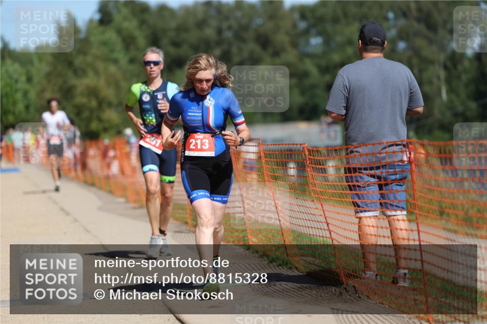 07.09.2025 - 19. Norderstedt Triathlon Michael Strokosch http://msf.ph/oto/8815328 07.09.2025 12:56:07 Laufen 212, 213, 261, 302, 814, 1294 meine-sportfotos.de
