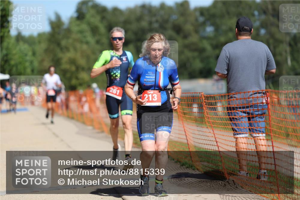 07.09.2025 - 19. Norderstedt Triathlon Michael Strokosch http://msf.ph/oto/8815339 07.09.2025 12:56:07 Laufen 212, 213, 261, 302, 814, 1294 meine-sportfotos.de