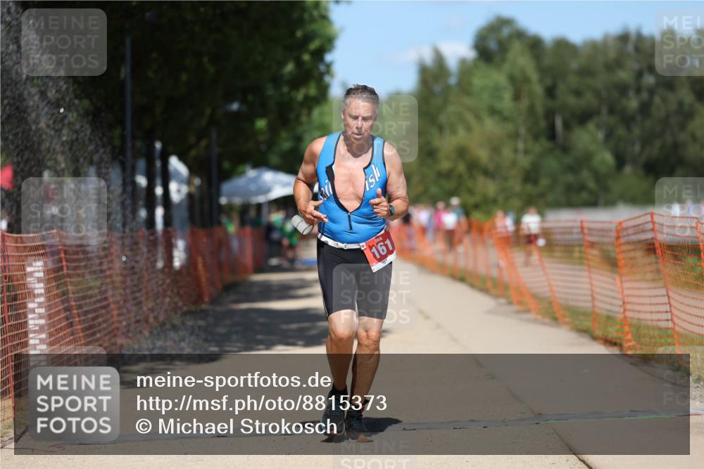07.09.2025 - 19. Norderstedt Triathlon Michael Strokosch http://msf.ph/oto/8815373 07.09.2025 13:37:08 Laufen 161 meine-sportfotos.de