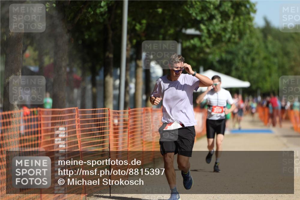 07.09.2025 - 19. Norderstedt Triathlon Michael Strokosch http://msf.ph/oto/8815397 07.09.2025 11:44:57 Laufen 300, 1210, 1274 meine-sportfotos.de