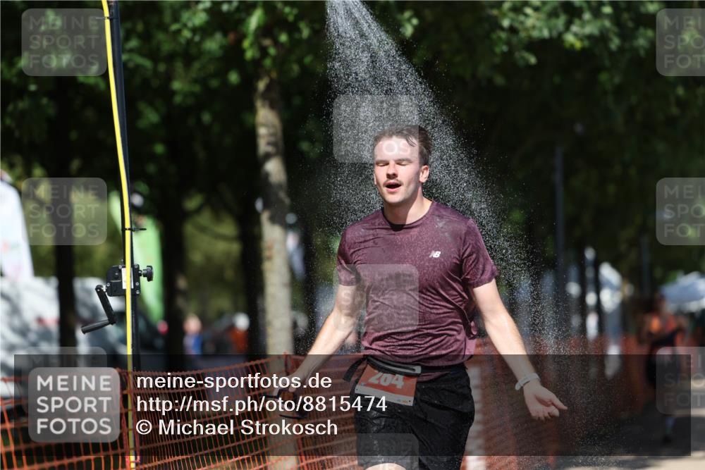 07.09.2025 - 19. Norderstedt Triathlon Michael Strokosch http://msf.ph/oto/8815474 07.09.2025 13:37:23 Laufen 264, 305, 1389 meine-sportfotos.de