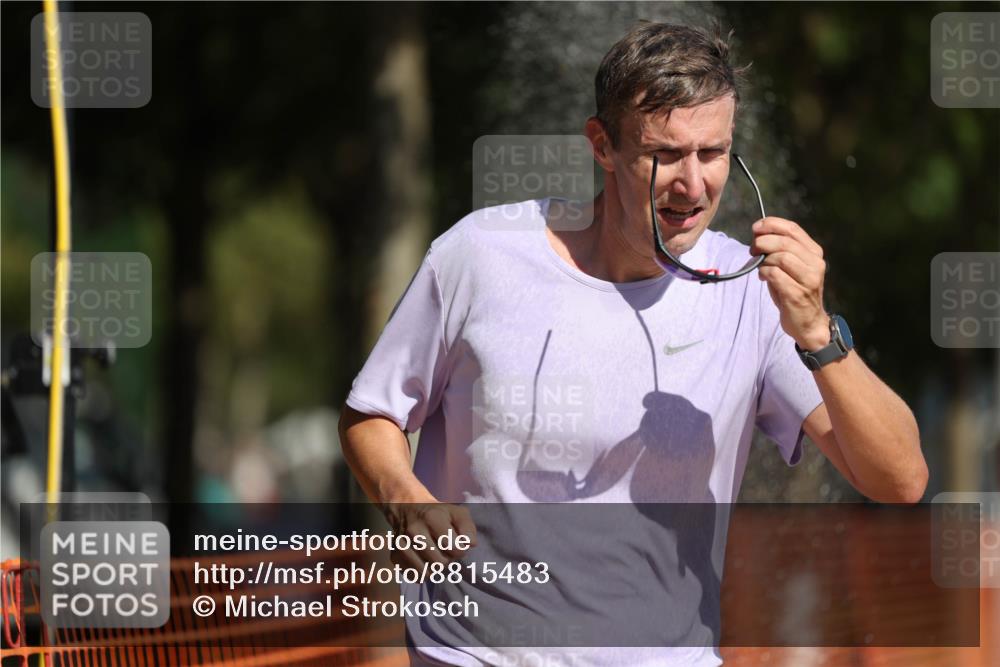 07.09.2025 - 19. Norderstedt Triathlon Michael Strokosch http://msf.ph/oto/8815483 07.09.2025 11:45:00 Laufen 300, 1274 meine-sportfotos.de