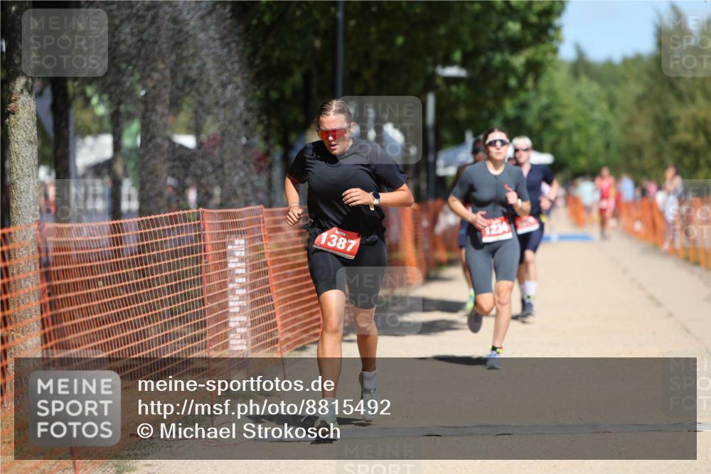 07.09.2025 - 19. Norderstedt Triathlon Michael Strokosch http://msf.ph/oto/8815492 07.09.2025 12:56:18 Laufen 814, 1234, 1241, 1249, 1351, 1387 meine-sportfotos.de