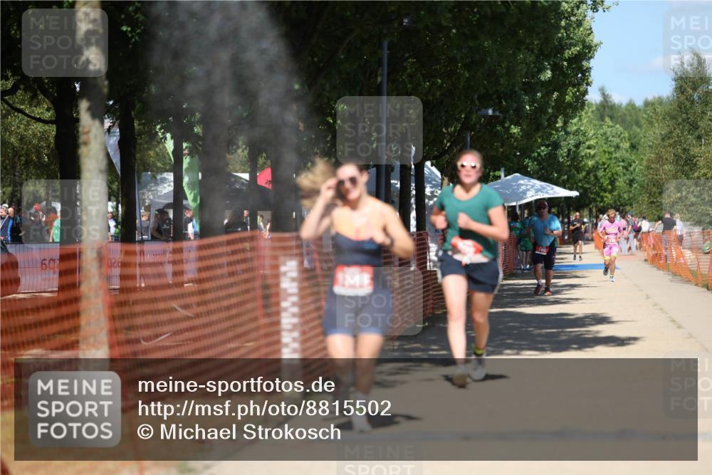 07.09.2025 - 19. Norderstedt Triathlon Michael Strokosch http://msf.ph/oto/8815502 07.09.2025 13:37:27 Laufen 264, 305, 1389 meine-sportfotos.de