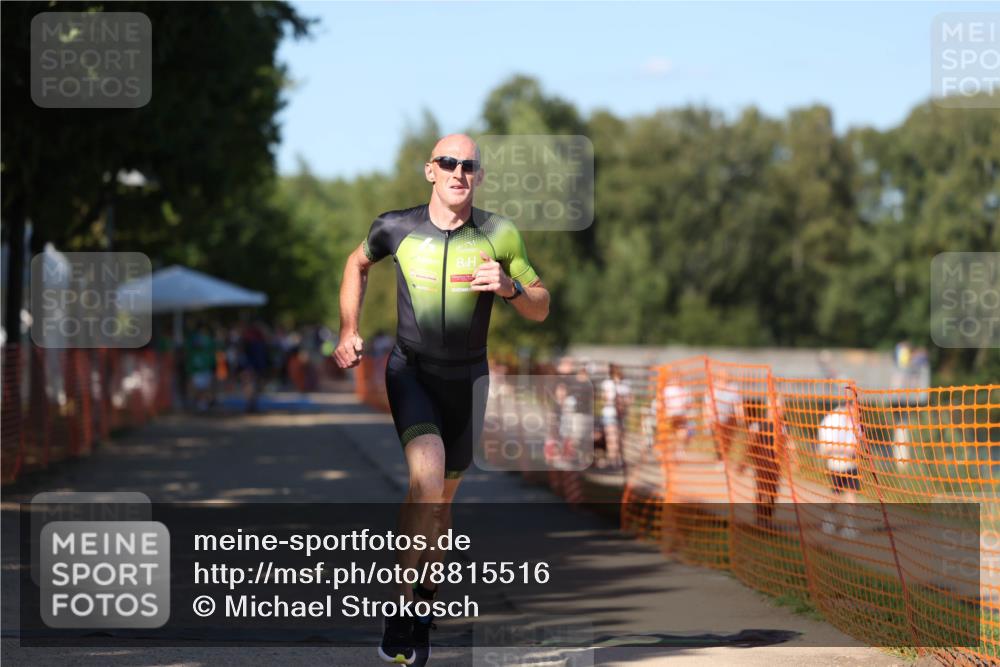 07.09.2025 - 19. Norderstedt Triathlon Michael Strokosch http://msf.ph/oto/8815516 07.09.2025 15:33:07 Laufen 1483 meine-sportfotos.de