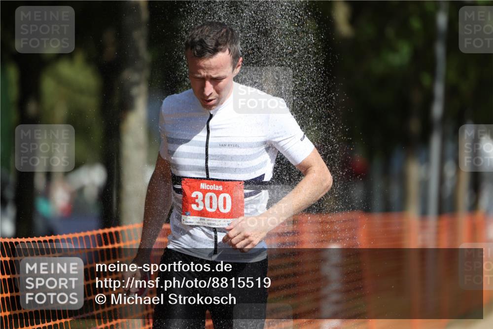 07.09.2025 - 19. Norderstedt Triathlon Michael Strokosch http://msf.ph/oto/8815519 07.09.2025 11:45:03 Laufen 300, 1274 meine-sportfotos.de