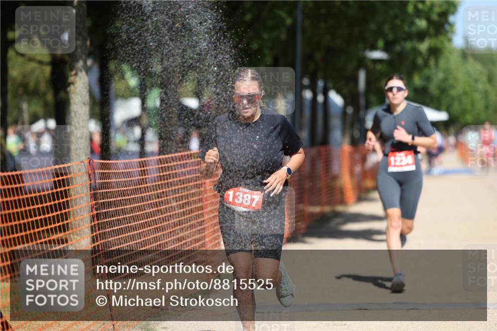 07.09.2025 - 19. Norderstedt Triathlon Michael Strokosch http://msf.ph/oto/8815525 07.09.2025 12:56:18 Laufen 814, 1234, 1241, 1249, 1351, 1387 meine-sportfotos.de