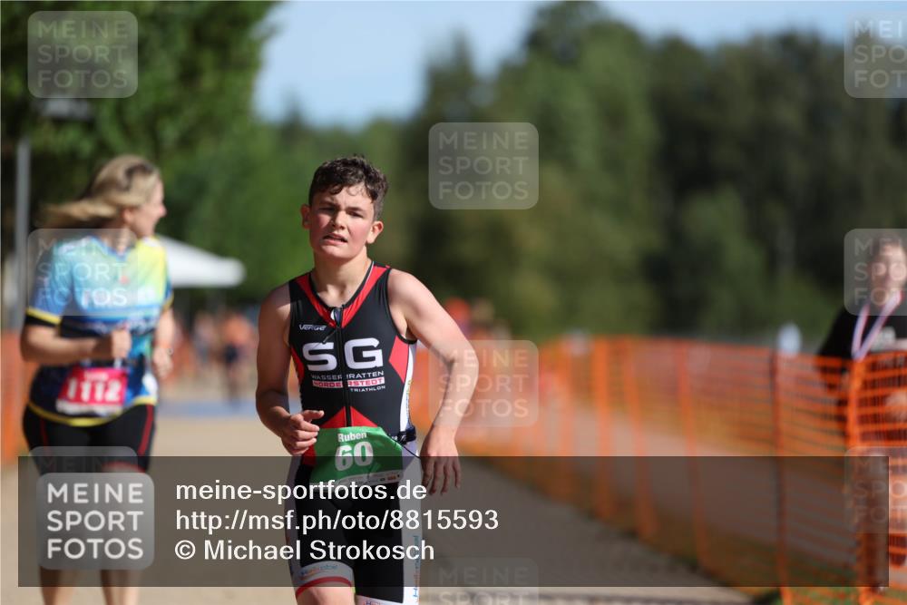 07.09.2025 - 19. Norderstedt Triathlon Michael Strokosch http://msf.ph/oto/8815593 07.09.2025 10:46:32 Laufen 60, 1112 meine-sportfotos.de
