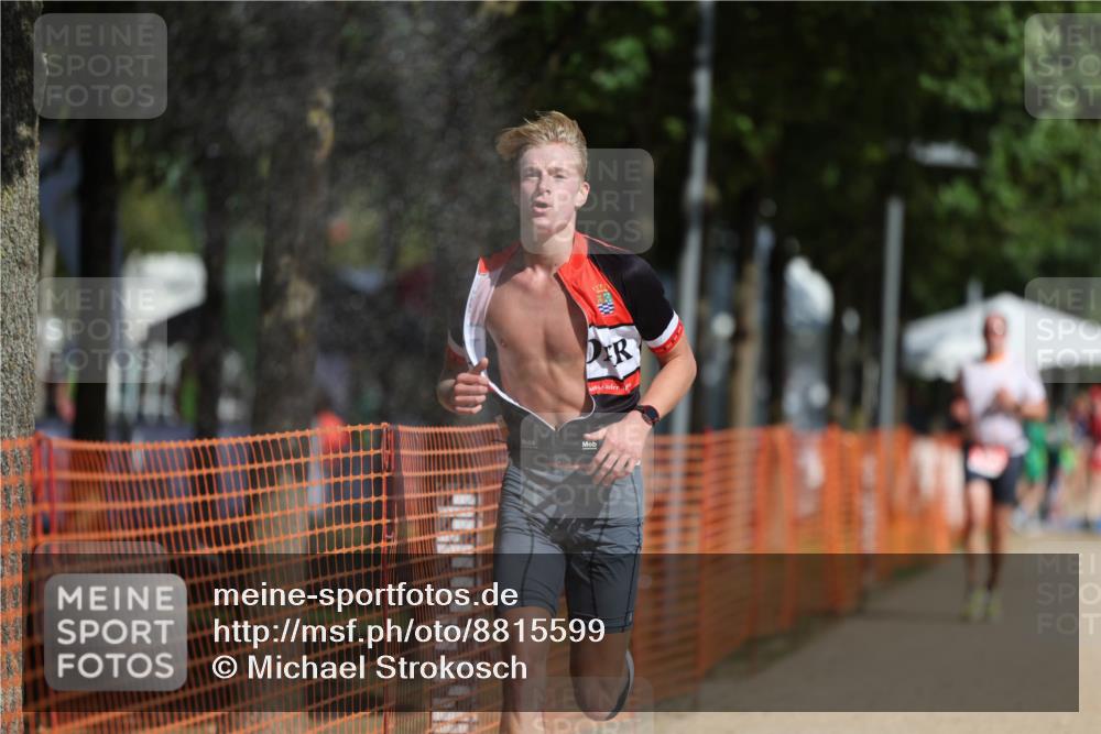 07.09.2025 - 19. Norderstedt Triathlon Michael Strokosch http://msf.ph/oto/8815599 07.09.2025 11:45:15 Laufen 1202, 1253 meine-sportfotos.de