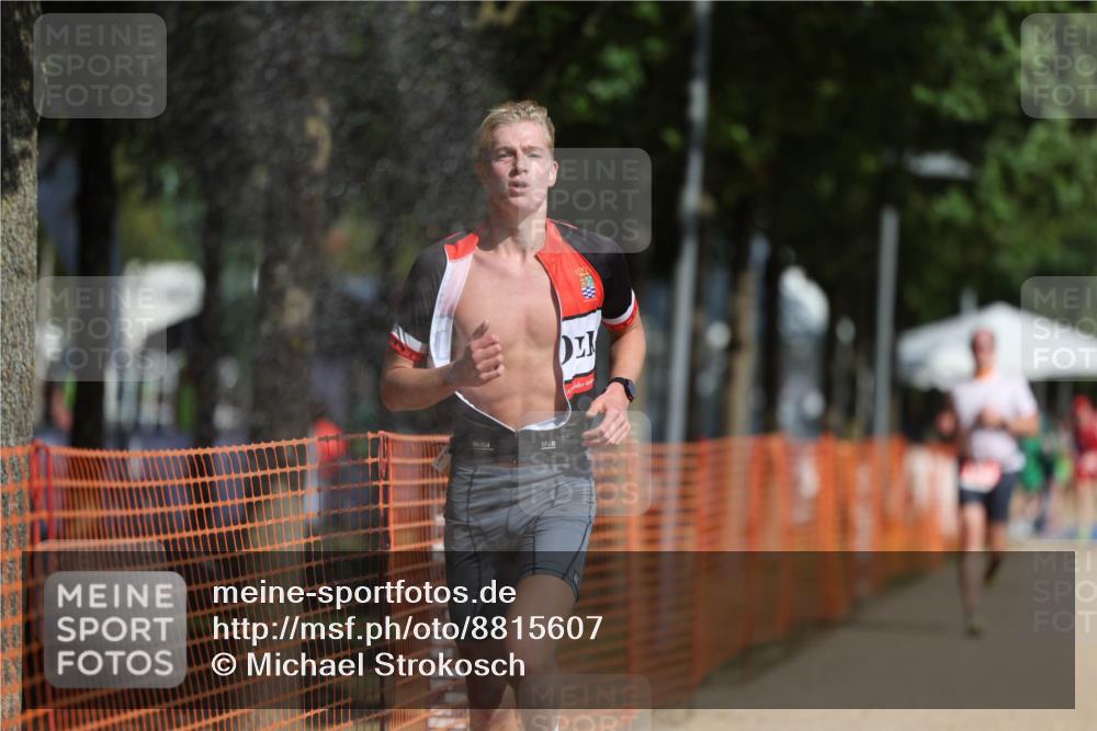 07.09.2025 - 19. Norderstedt Triathlon Michael Strokosch http://msf.ph/oto/8815607 07.09.2025 11:45:15 Laufen 1202, 1253 meine-sportfotos.de
