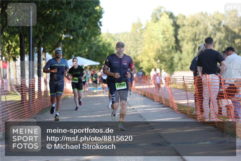 07.09.2025 - 19. Norderstedt Triathlon Michael Strokosch http://msf.ph/oto/8815620 07.09.2025 16:31:13 Laufen 873, 1082, 1476, 1558 meine-sportfotos.de