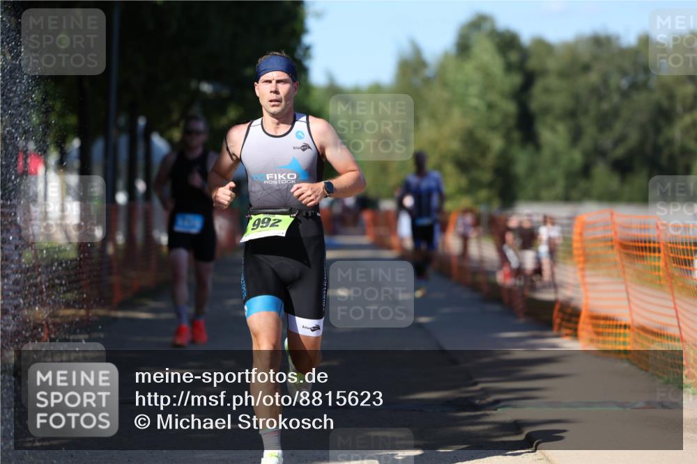 07.09.2025 - 19. Norderstedt Triathlon Michael Strokosch http://msf.ph/oto/8815623 07.09.2025 15:33:32 Laufen 1416, 1456 meine-sportfotos.de