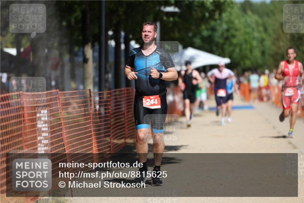 07.09.2025 - 19. Norderstedt Triathlon Michael Strokosch http://msf.ph/oto/8815625 07.09.2025 12:56:28 Laufen 244, 816, 1373 meine-sportfotos.de
